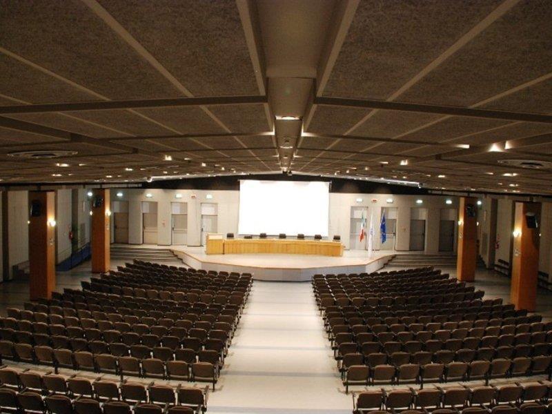 Grand Tiziano E Dei Congressi Lecce